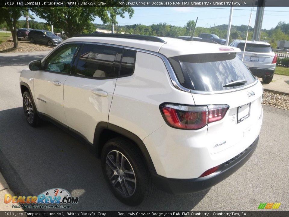 2019 Jeep Compass Latitude 4x4 White / Black/Ski Gray Photo #7