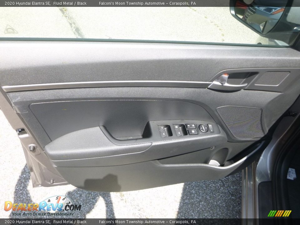 2020 Hyundai Elantra SE Fluid Metal / Black Photo #11