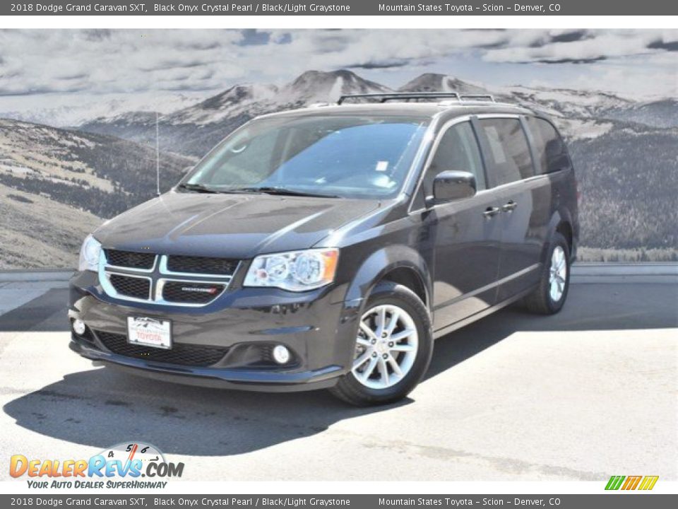 2018 Dodge Grand Caravan SXT Black Onyx Crystal Pearl / Black/Light Graystone Photo #5