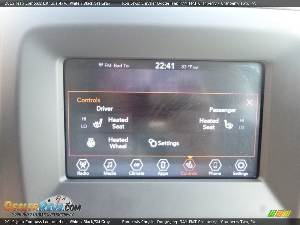 2019 Jeep Compass Latitude 4x4 White / Black/Ski Gray Photo #18