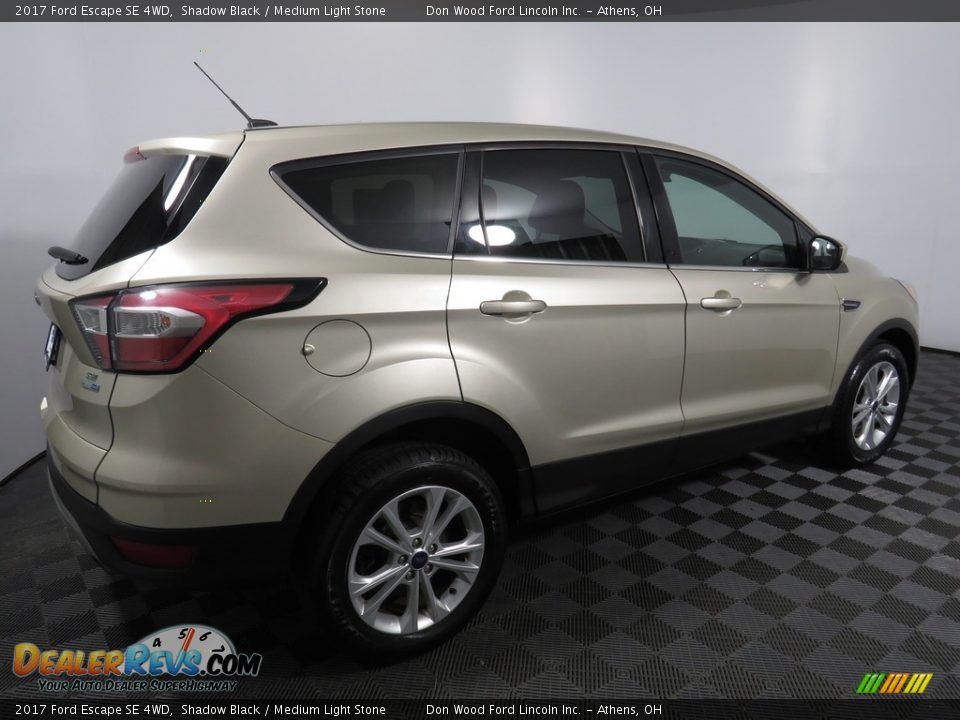 2017 Ford Escape SE 4WD Shadow Black / Medium Light Stone Photo #14