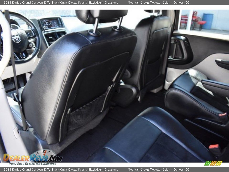 2018 Dodge Grand Caravan SXT Black Onyx Crystal Pearl / Black/Light Graystone Photo #19