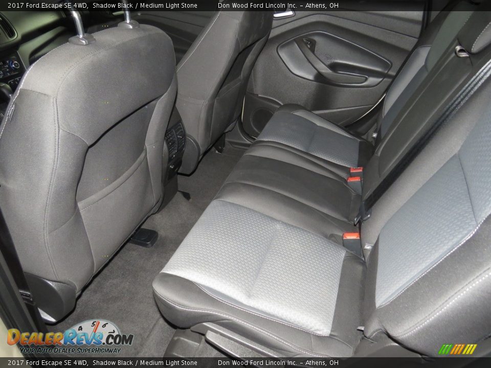 2017 Ford Escape SE 4WD Shadow Black / Medium Light Stone Photo #21