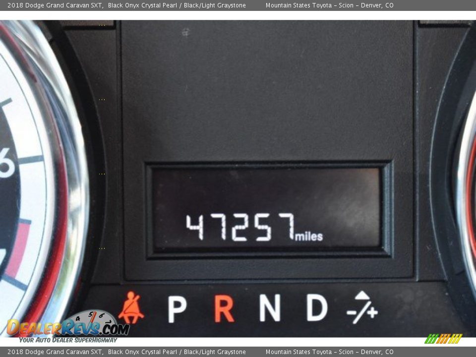 2018 Dodge Grand Caravan SXT Black Onyx Crystal Pearl / Black/Light Graystone Photo #30