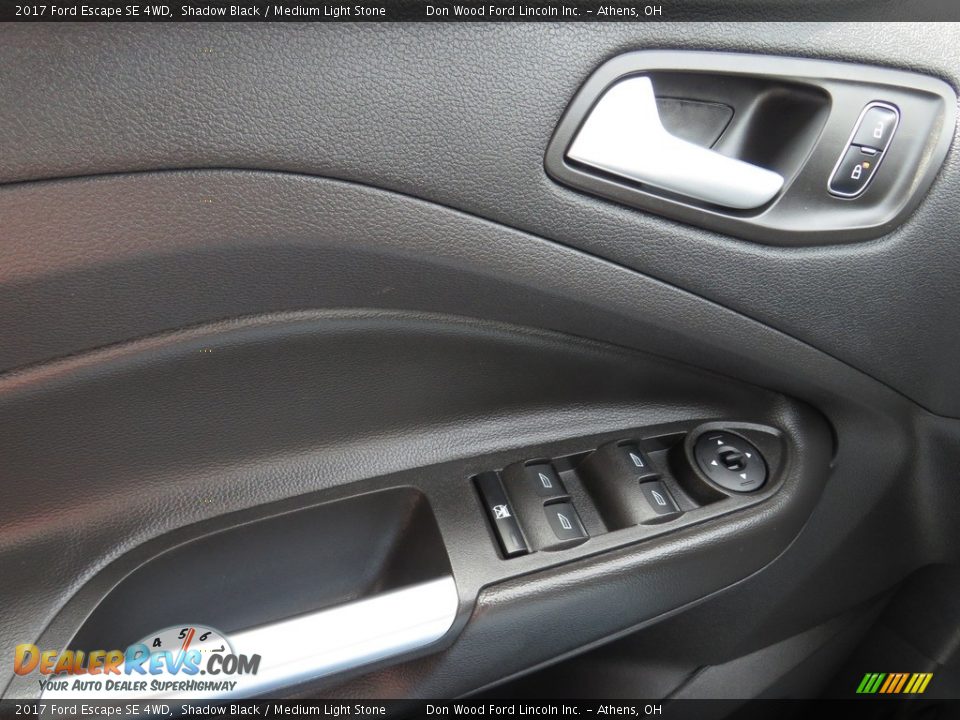 2017 Ford Escape SE 4WD Shadow Black / Medium Light Stone Photo #34