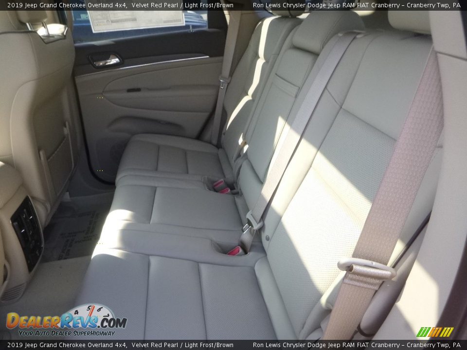 2019 Jeep Grand Cherokee Overland 4x4 Velvet Red Pearl / Light Frost/Brown Photo #13
