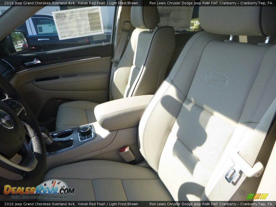2019 Jeep Grand Cherokee Overland 4x4 Velvet Red Pearl / Light Frost/Brown Photo #14