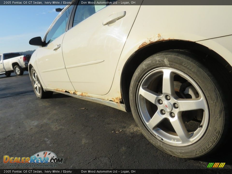 2005 Pontiac G6 GT Sedan Ivory White / Ebony Photo #19