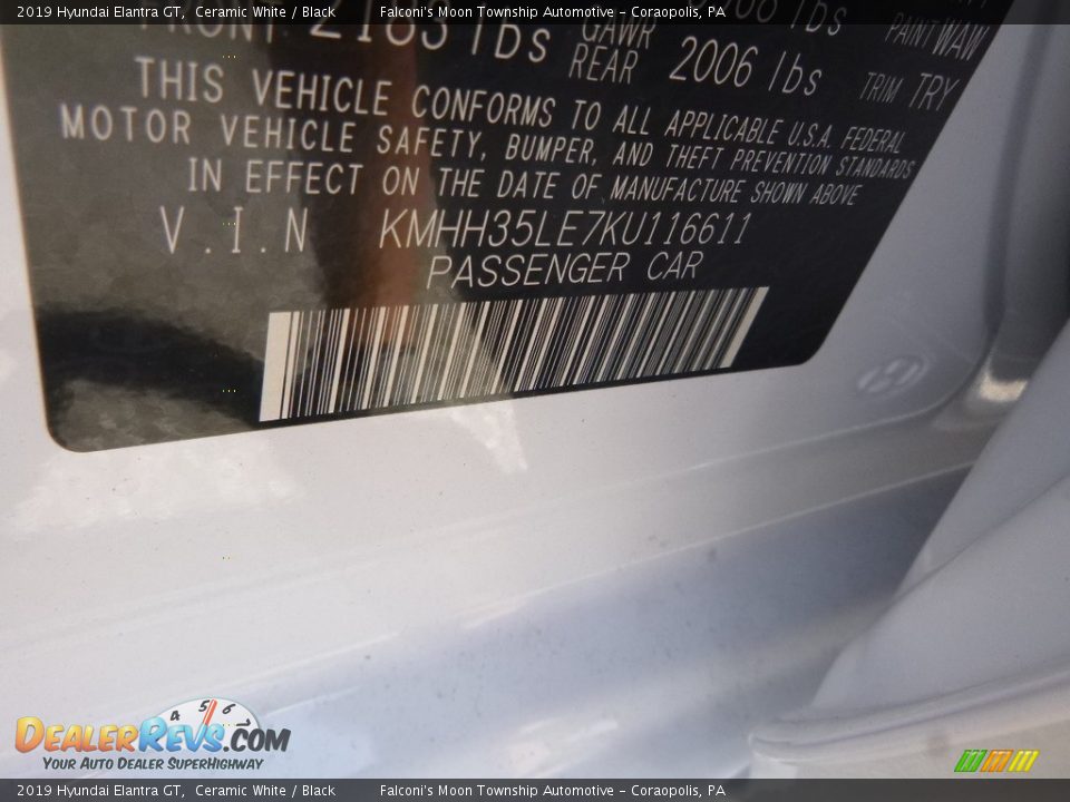 2019 Hyundai Elantra GT Ceramic White / Black Photo #13