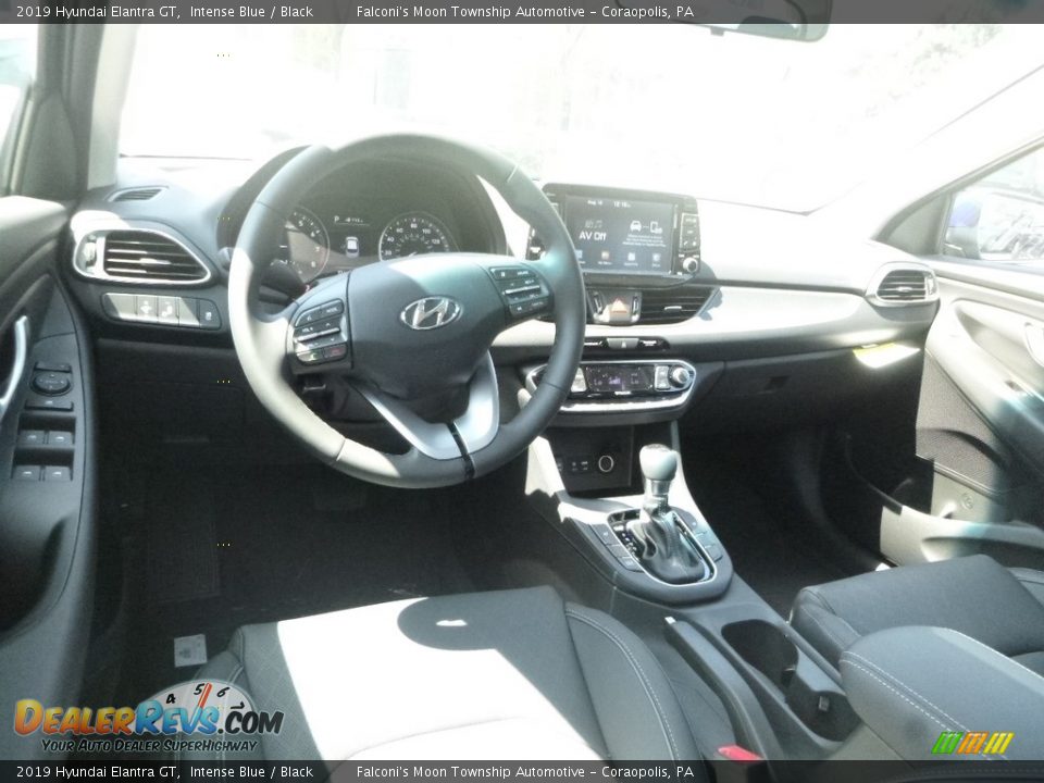 Dashboard of 2019 Hyundai Elantra GT  Photo #9