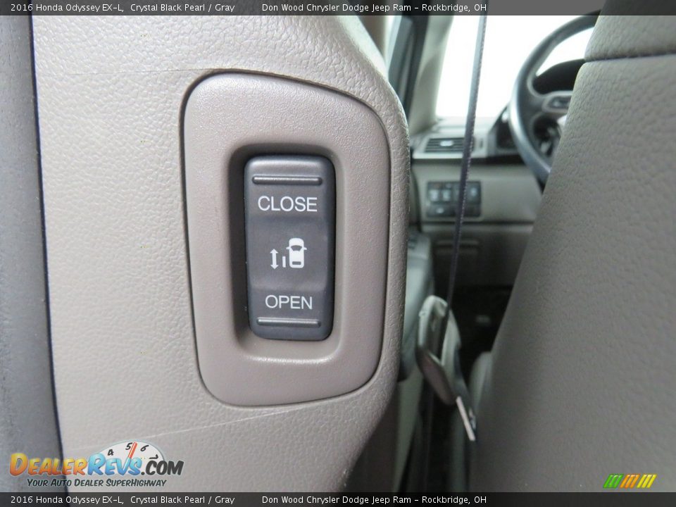 2016 Honda Odyssey EX-L Crystal Black Pearl / Gray Photo #34