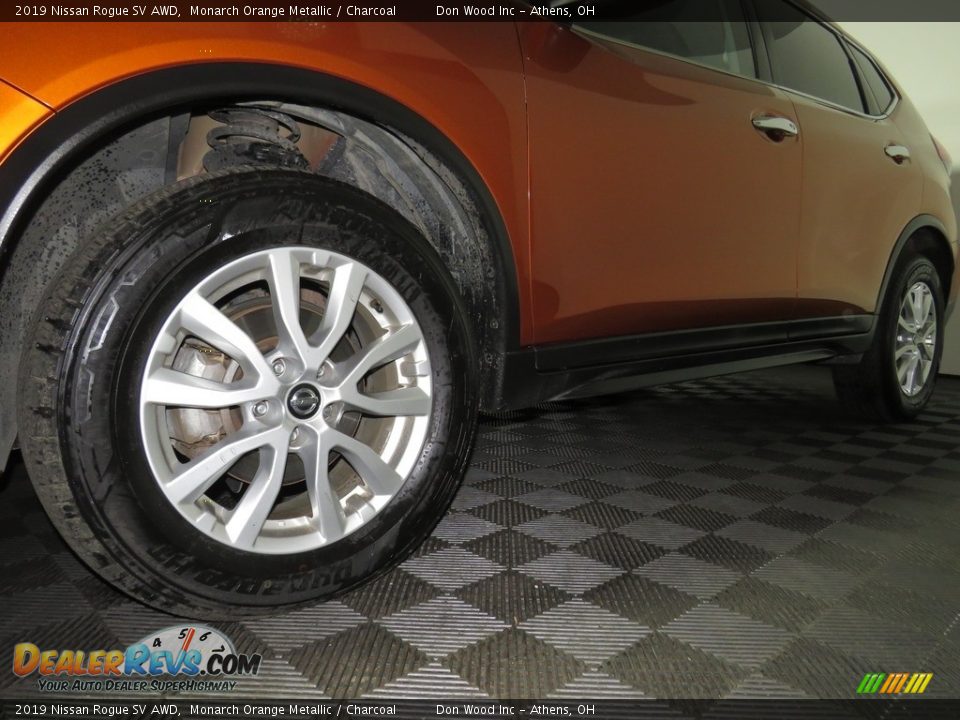 2019 Nissan Rogue SV AWD Monarch Orange Metallic / Charcoal Photo #8