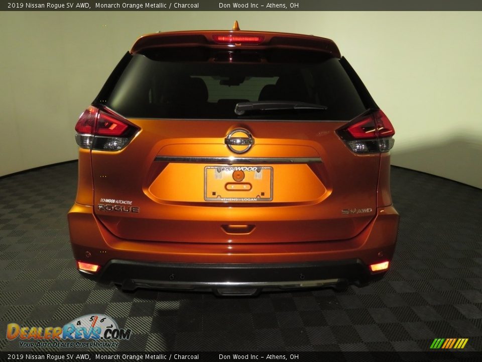 2019 Nissan Rogue SV AWD Monarch Orange Metallic / Charcoal Photo #11