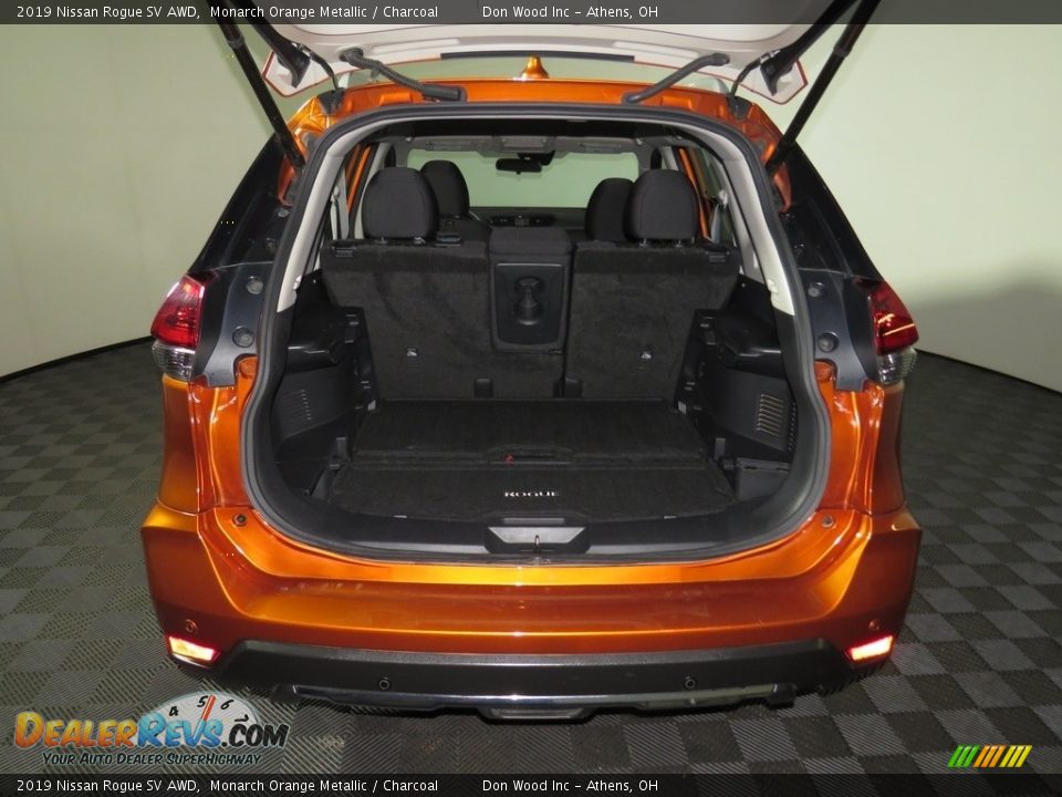 2019 Nissan Rogue SV AWD Monarch Orange Metallic / Charcoal Photo #12