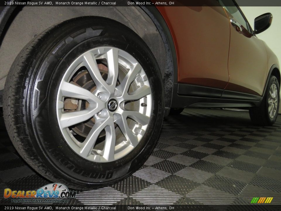 2019 Nissan Rogue SV AWD Monarch Orange Metallic / Charcoal Photo #16