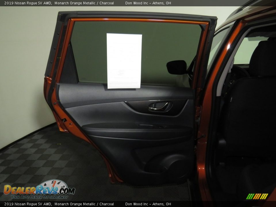2019 Nissan Rogue SV AWD Monarch Orange Metallic / Charcoal Photo #21