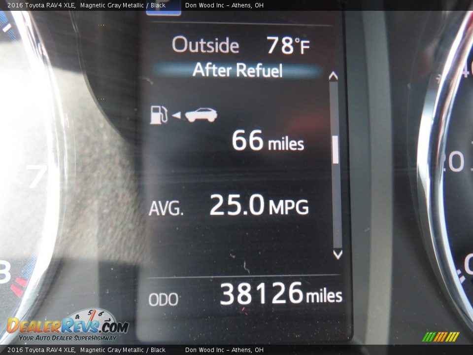 2016 Toyota RAV4 XLE Magnetic Gray Metallic / Black Photo #32