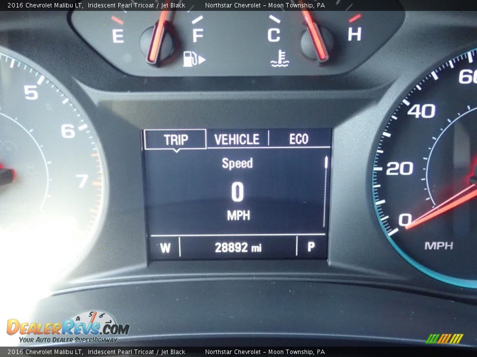 2016 Chevrolet Malibu LT Iridescent Pearl Tricoat / Jet Black Photo #29