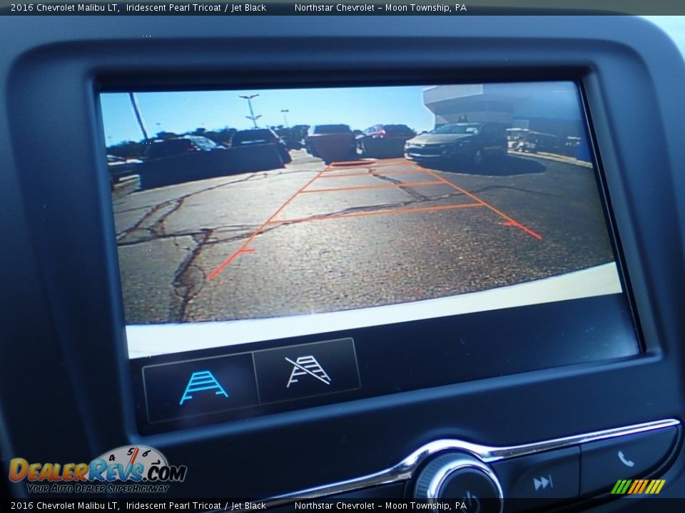 2016 Chevrolet Malibu LT Iridescent Pearl Tricoat / Jet Black Photo #30
