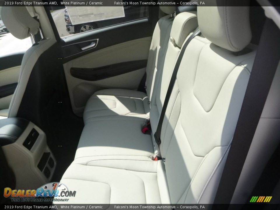 2019 Ford Edge Titanium AWD White Platinum / Ceramic Photo #8