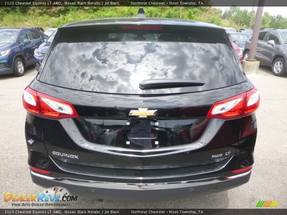 2020 Chevrolet Equinox LT AWD Mosaic Black Metallic / Jet Black Photo #4