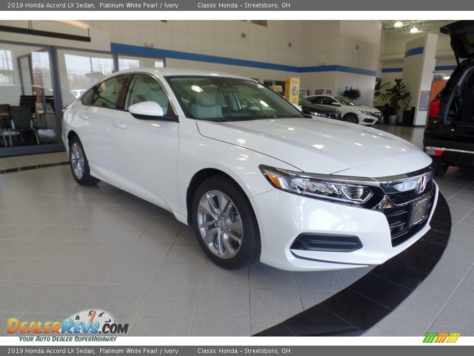 2019 Honda Accord LX Sedan Platinum White Pearl / Ivory Photo #3