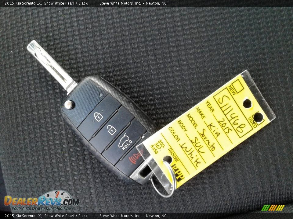 2015 Kia Sorento LX Snow White Pearl / Black Photo #23