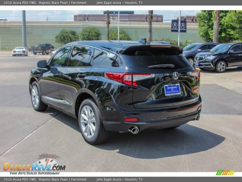 2019 Acura RDX FWD Majestic Black Pearl / Parchment Photo #5