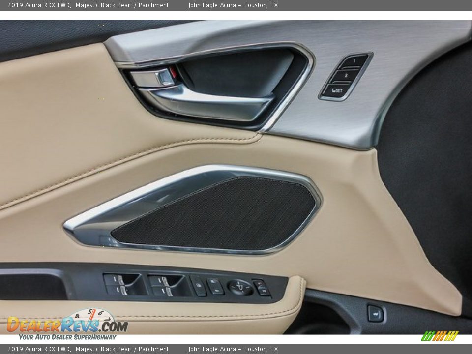 2019 Acura RDX FWD Majestic Black Pearl / Parchment Photo #10