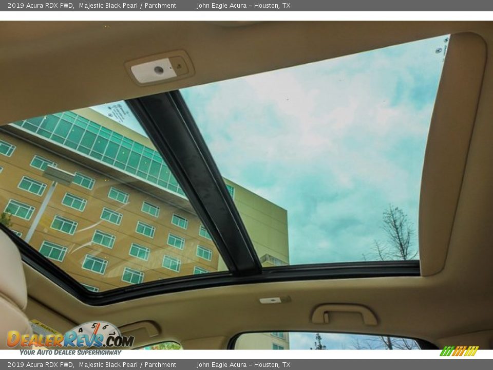 2019 Acura RDX FWD Majestic Black Pearl / Parchment Photo #12