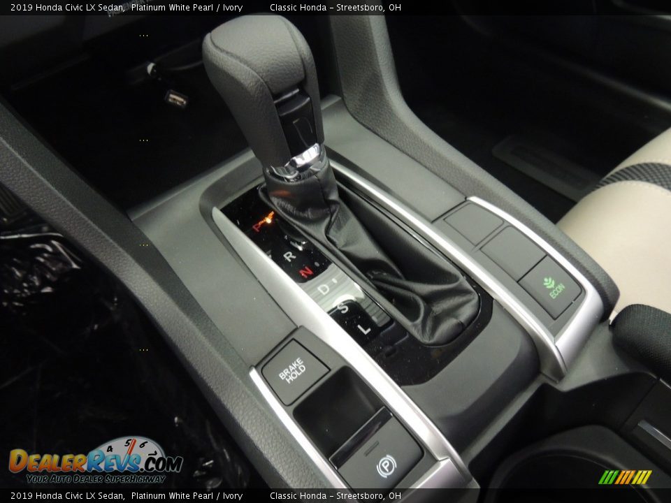 2019 Honda Civic LX Sedan Platinum White Pearl / Ivory Photo #17