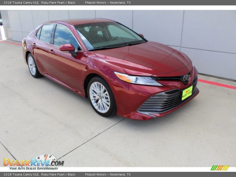 2018 Toyota Camry XLE Ruby Flare Pearl / Black Photo #2