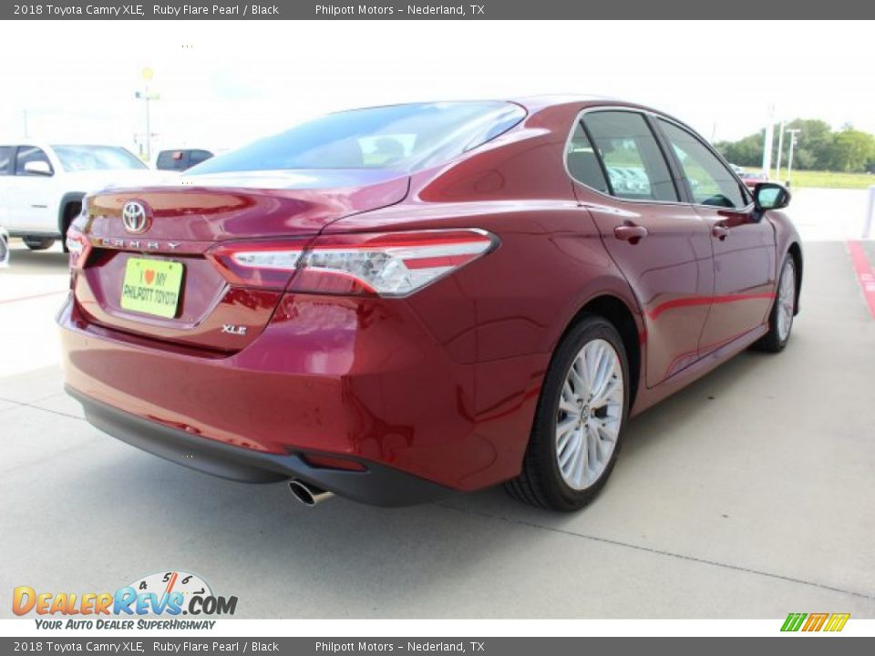 2018 Toyota Camry XLE Ruby Flare Pearl / Black Photo #11