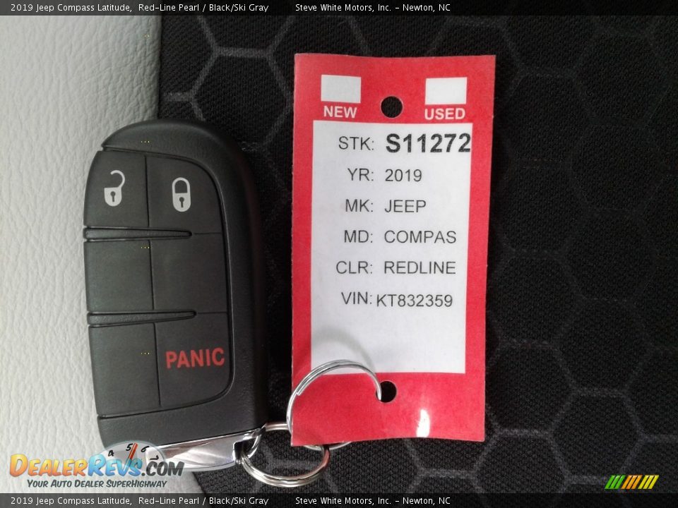 2019 Jeep Compass Latitude Red-Line Pearl / Black/Ski Gray Photo #29