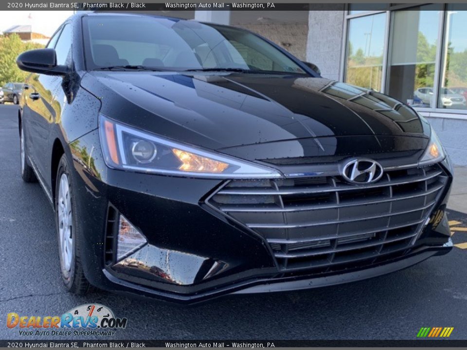 2020 Hyundai Elantra SE Phantom Black / Black Photo #1