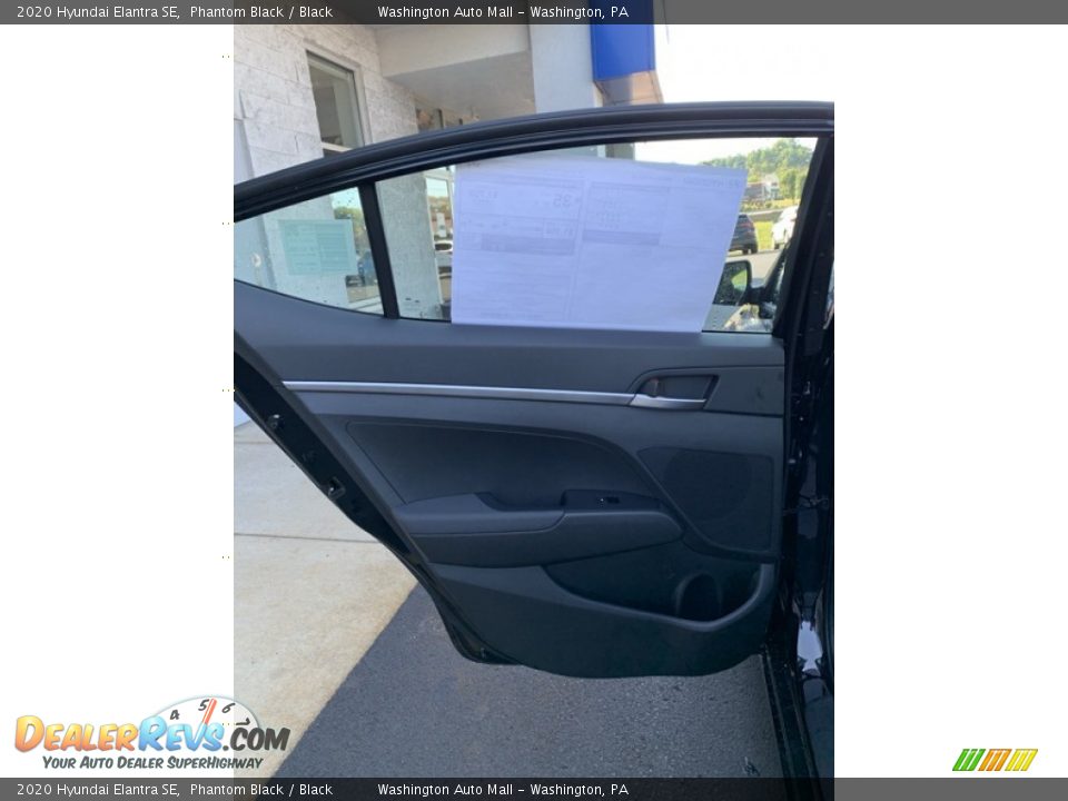 2020 Hyundai Elantra SE Phantom Black / Black Photo #17