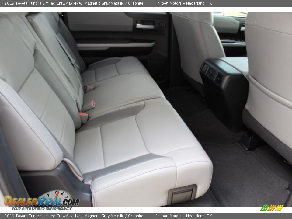 2019 Toyota Tundra Limited CrewMax 4x4 Magnetic Gray Metallic / Graphite Photo #31