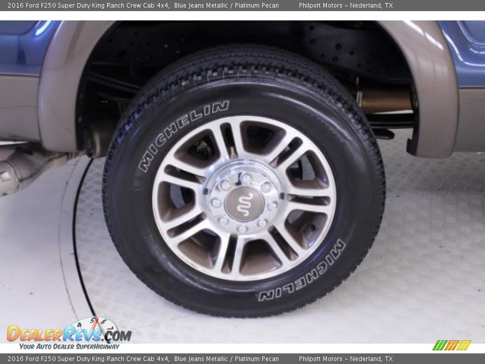 2016 Ford F250 Super Duty King Ranch Crew Cab 4x4 Blue Jeans Metallic / Platinum Pecan Photo #8