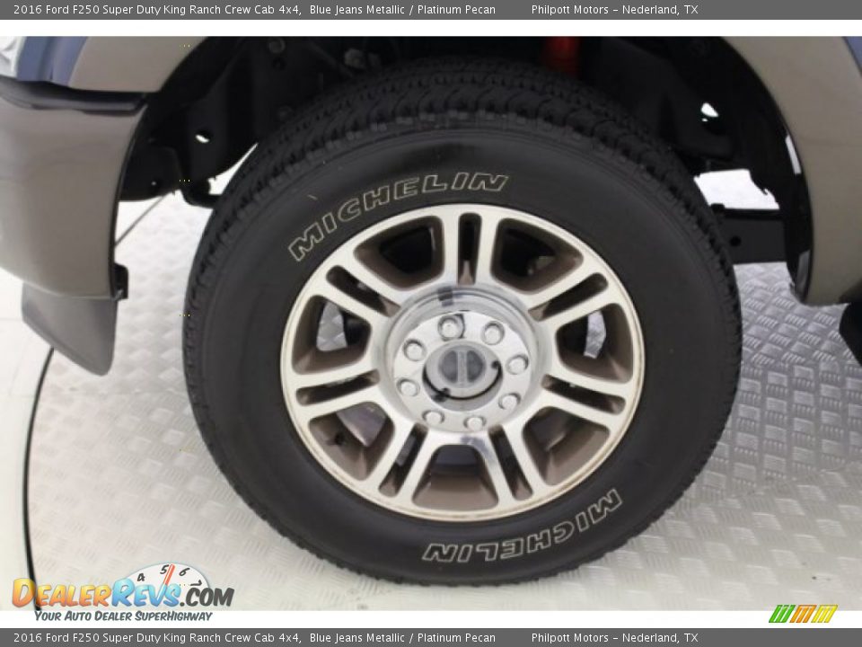 2016 Ford F250 Super Duty King Ranch Crew Cab 4x4 Blue Jeans Metallic / Platinum Pecan Photo #10