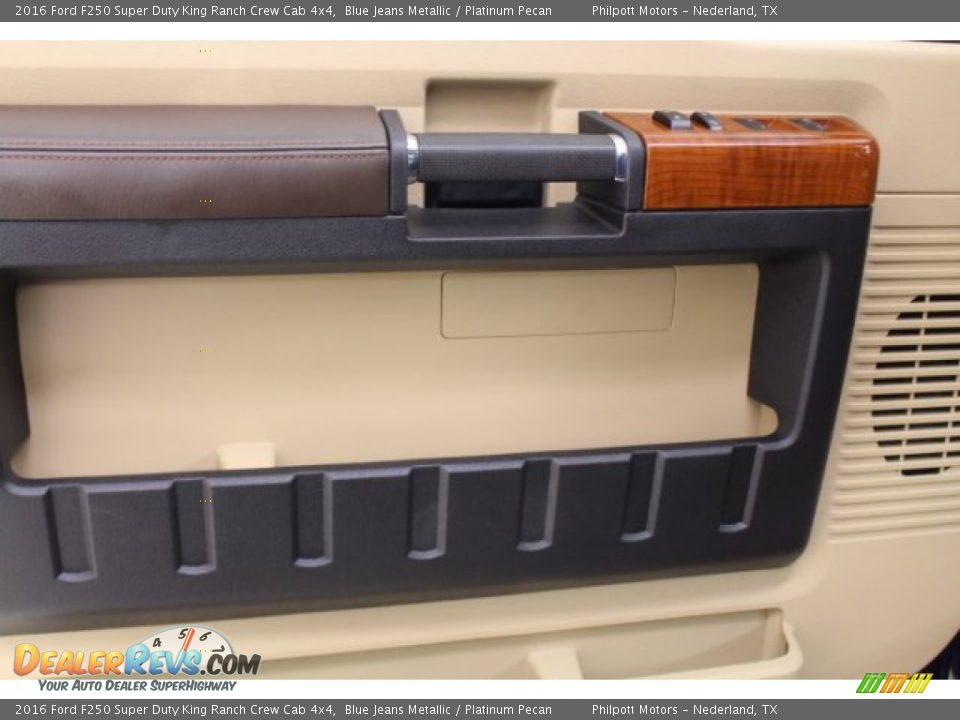 2016 Ford F250 Super Duty King Ranch Crew Cab 4x4 Blue Jeans Metallic / Platinum Pecan Photo #12
