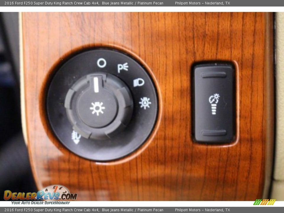 2016 Ford F250 Super Duty King Ranch Crew Cab 4x4 Blue Jeans Metallic / Platinum Pecan Photo #24