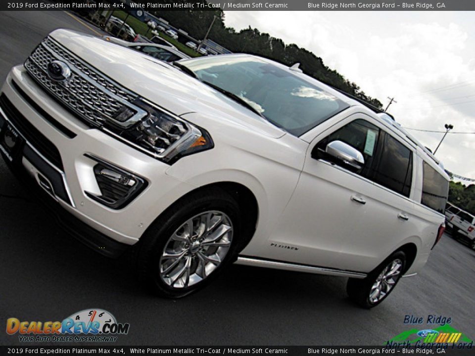 2019 Ford Expedition Platinum Max 4x4 White Platinum Metallic Tri-Coat / Medium Soft Ceramic Photo #35