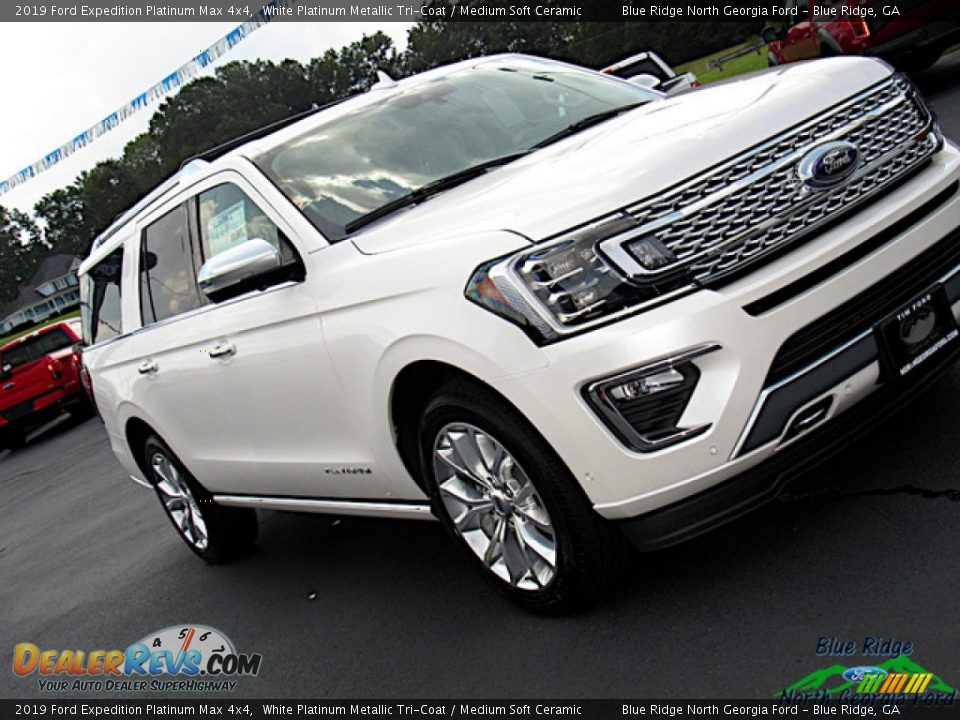 2019 Ford Expedition Platinum Max 4x4 White Platinum Metallic Tri-Coat / Medium Soft Ceramic Photo #36