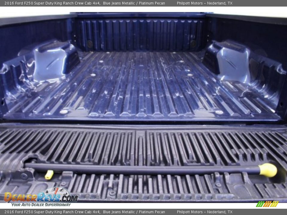 2016 Ford F250 Super Duty King Ranch Crew Cab 4x4 Blue Jeans Metallic / Platinum Pecan Photo #29
