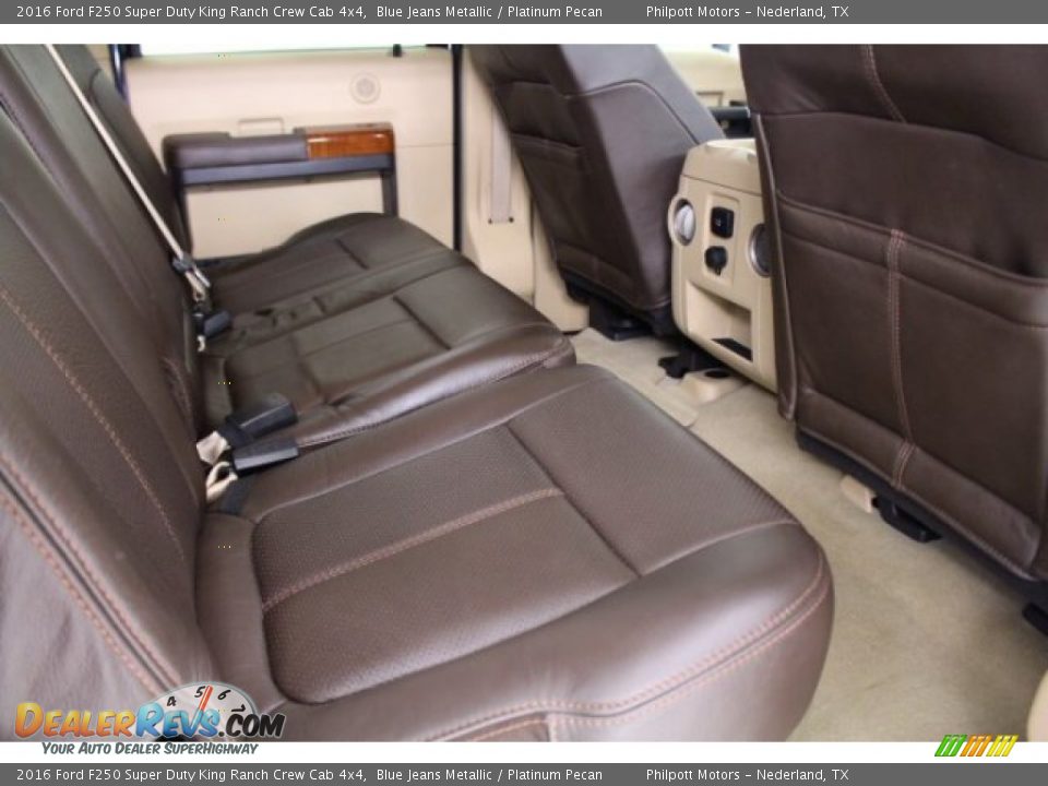 2016 Ford F250 Super Duty King Ranch Crew Cab 4x4 Blue Jeans Metallic / Platinum Pecan Photo #30
