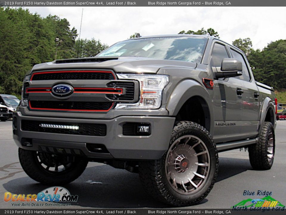 Front 3/4 View of 2019 Ford F150 Harley Davidson Edition SuperCrew 4x4 Photo #1