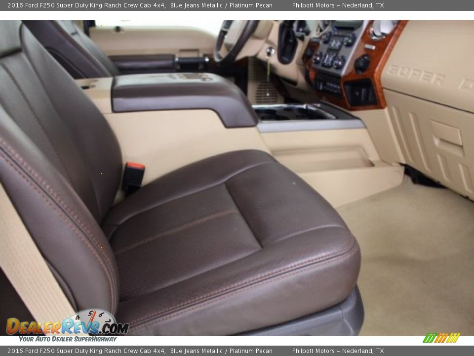 2016 Ford F250 Super Duty King Ranch Crew Cab 4x4 Blue Jeans Metallic / Platinum Pecan Photo #32