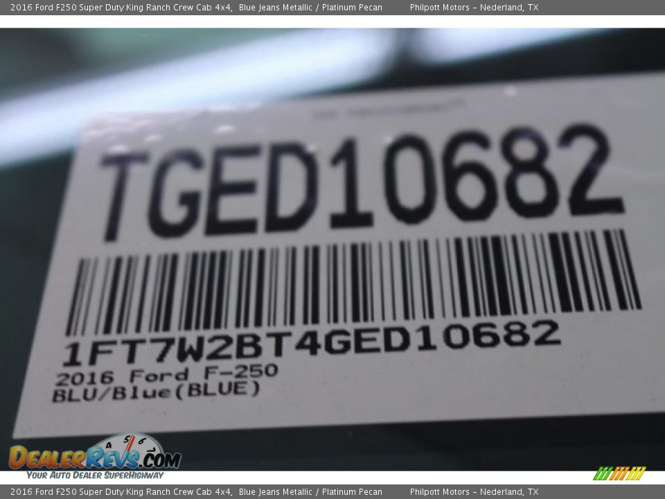 2016 Ford F250 Super Duty King Ranch Crew Cab 4x4 Blue Jeans Metallic / Platinum Pecan Photo #35