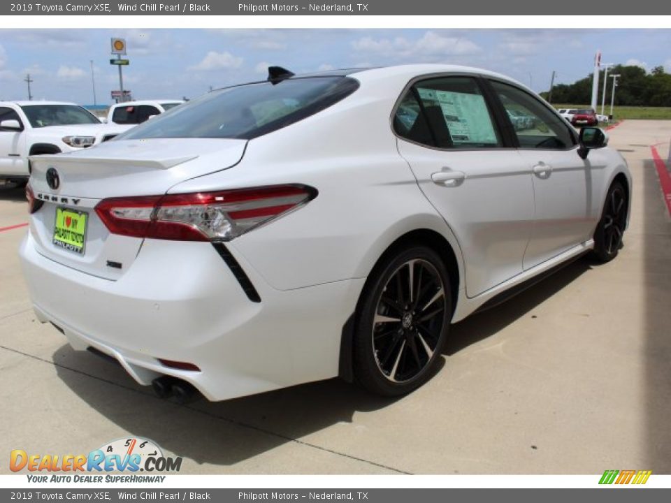 2019 Toyota Camry XSE Wind Chill Pearl / Black Photo #7