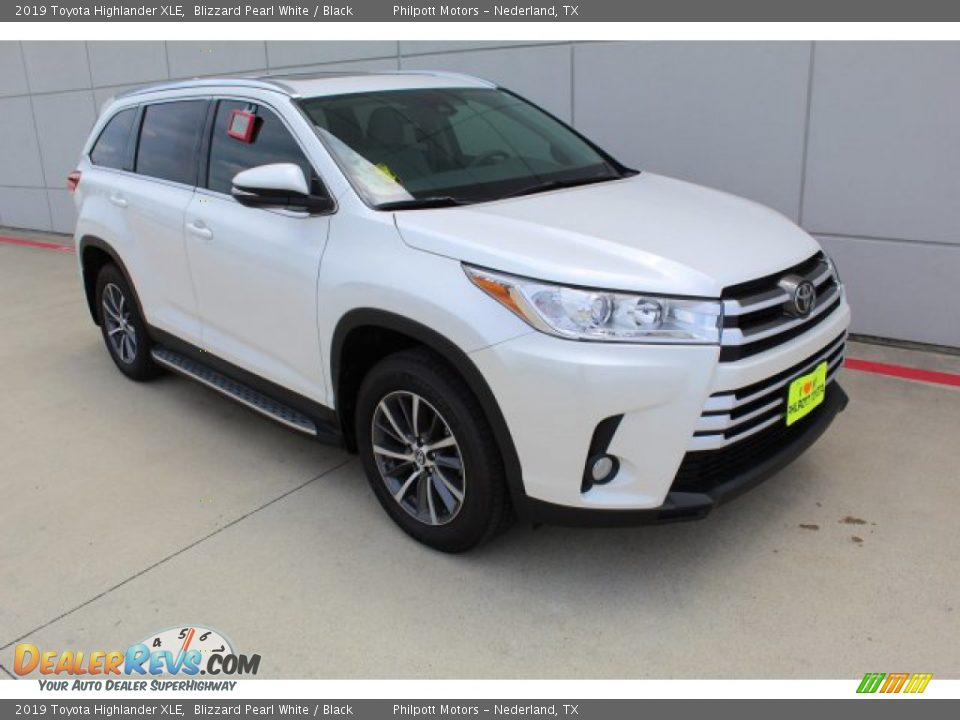 2019 Toyota Highlander XLE Blizzard Pearl White / Black Photo #2